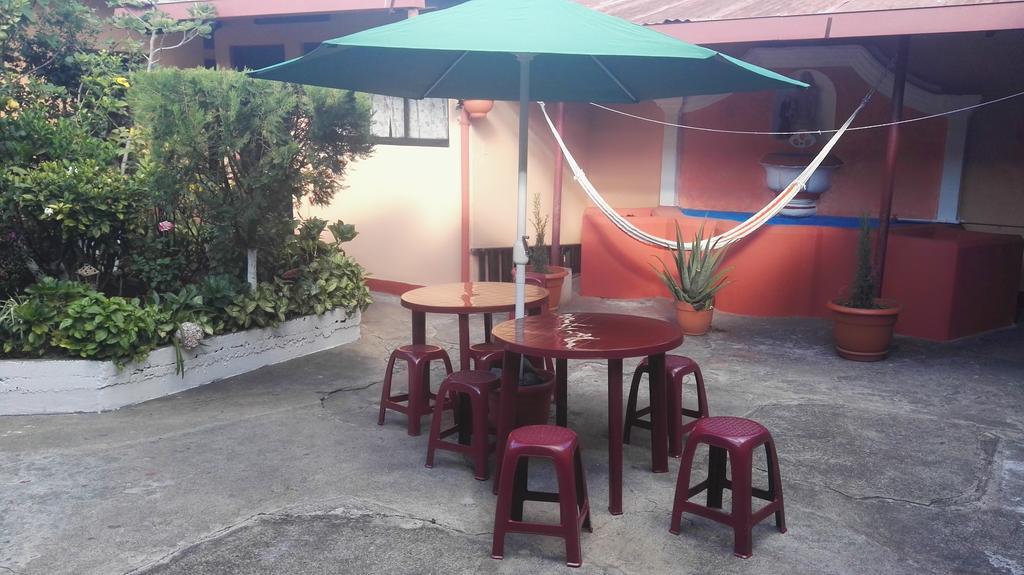 Hostal Morenos 안티구아 과테말라 외부 사진