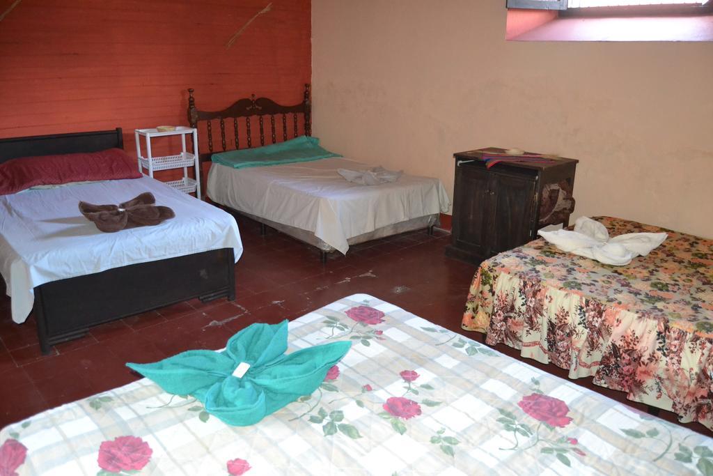 Hostal Morenos 안티구아 과테말라 외부 사진